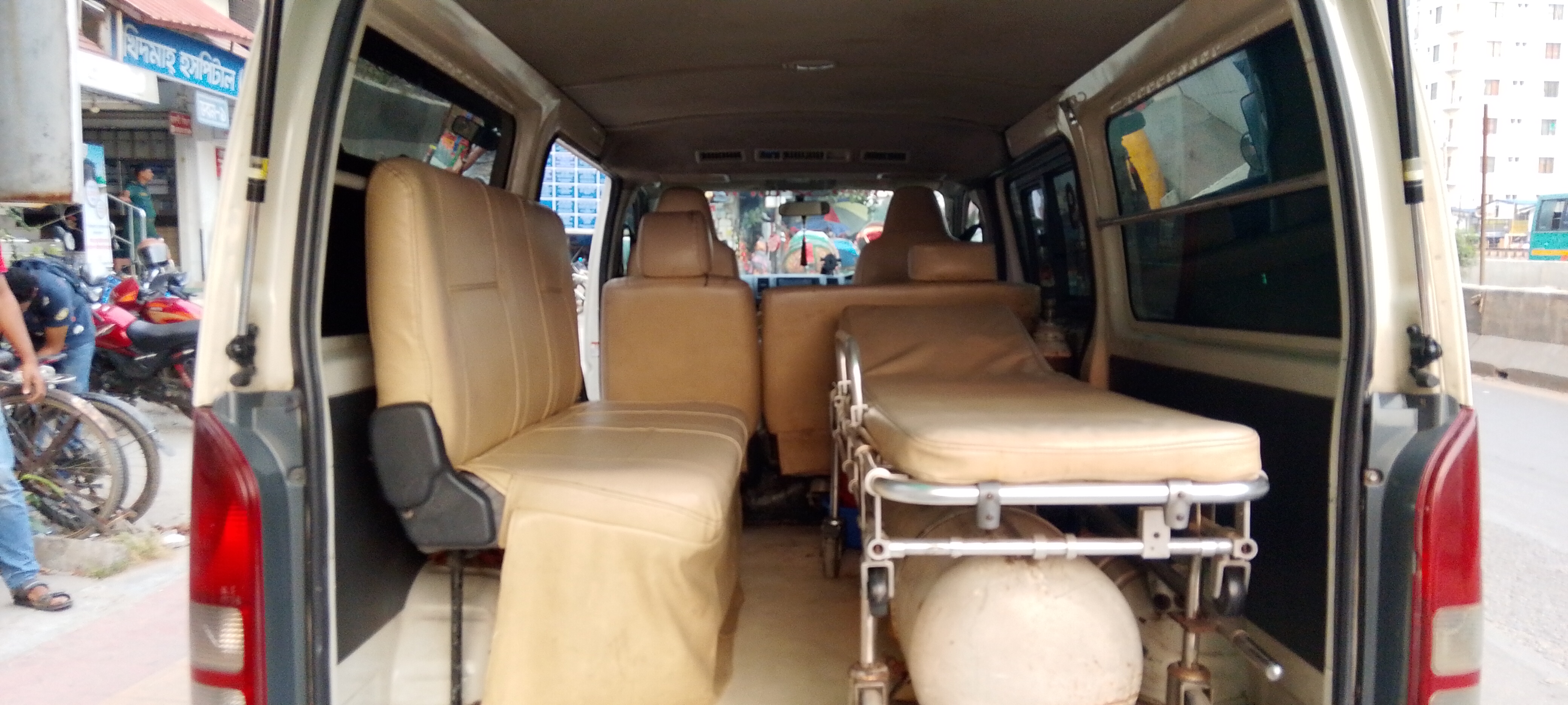 Non-AC Ambulance
